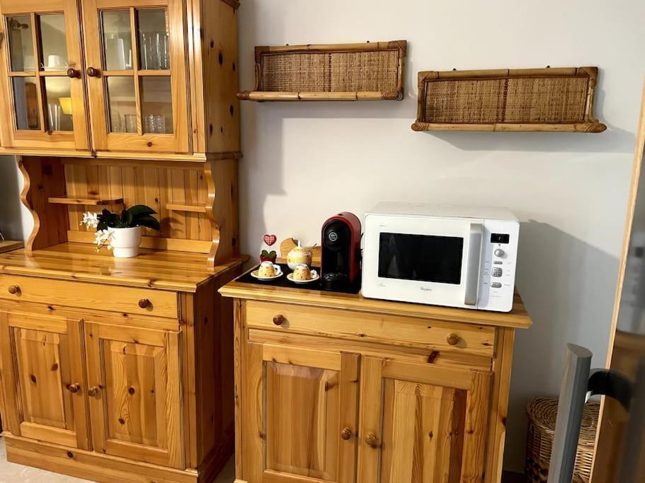 Rose Country Villa Касано деле Мурдже Екстериор снимка