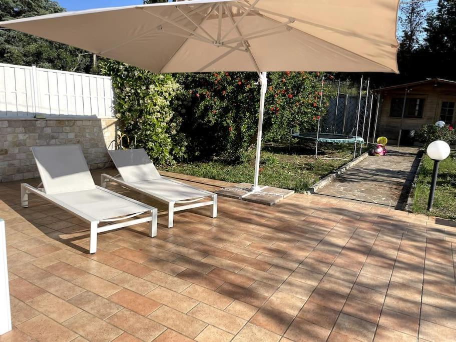 Rose Country Villa Касано деле Мурдже Екстериор снимка